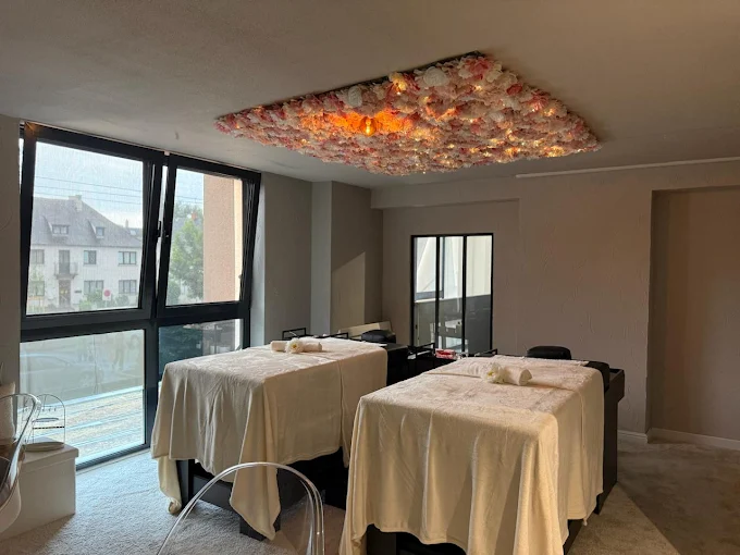 The Glow Beauty Bar & HeadSpa