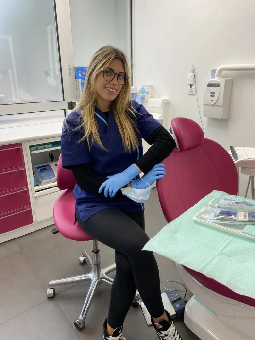 Dr Laura PEREZ
