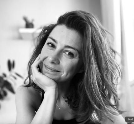 Mme Julia Cicerone